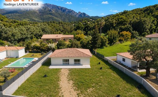 Casa a Sarrola-Carcopino, Corsica, Francia 1