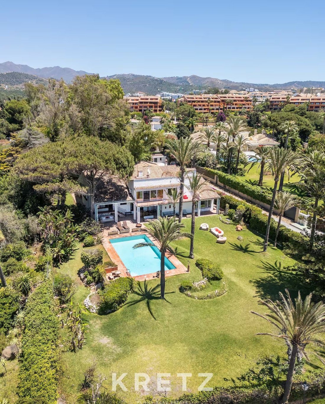 Villa in Marbella, Andalusia, Spain 1 - 18796429