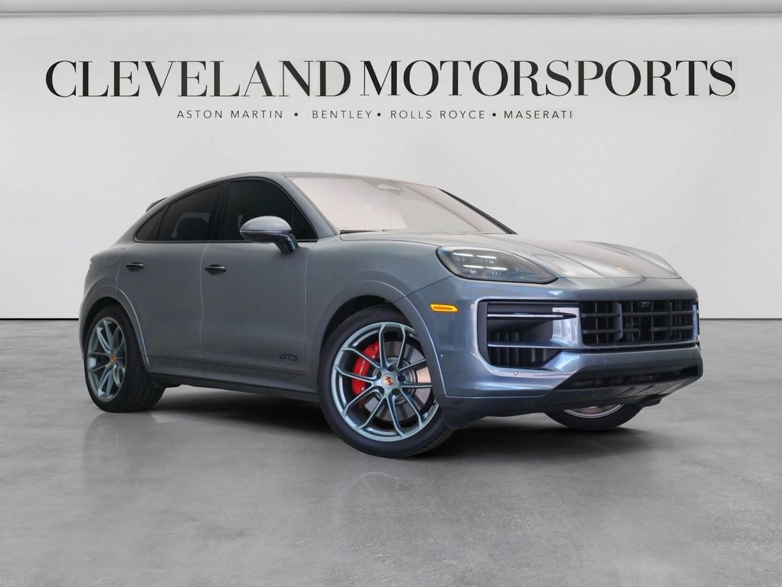 Suv in North Olmsted, OH, United States 1 - 18739555