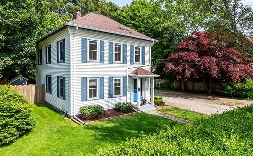House in South Kingstown, Rhode Island, United States 1