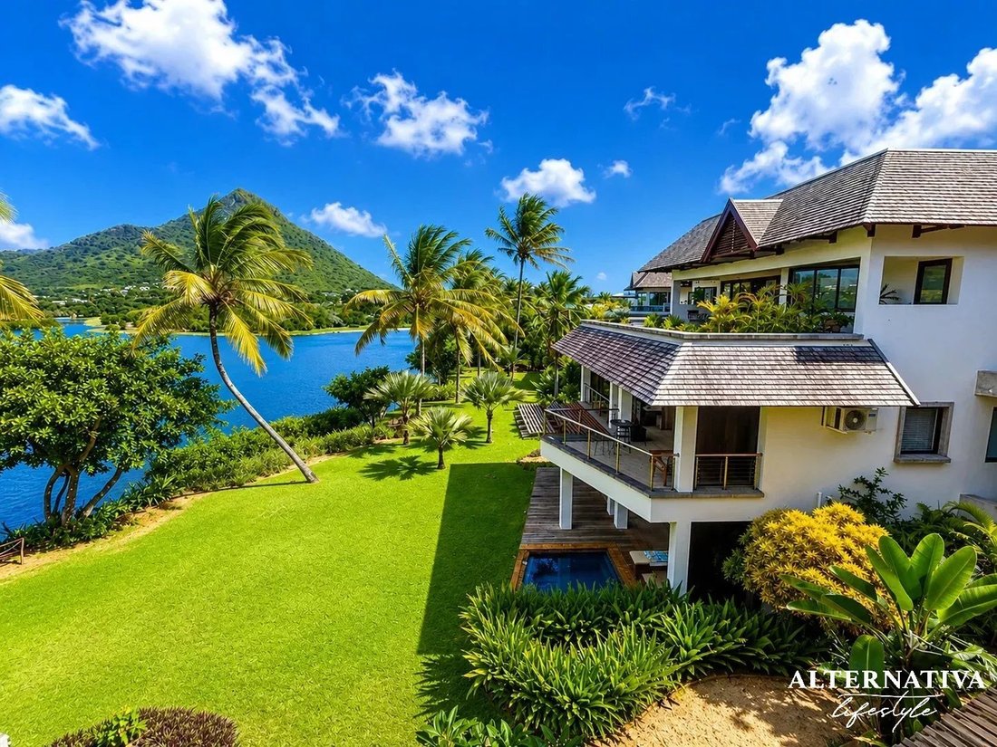 Apartment in Tamarin, Rivière Noire District, Mauritius 1 - 18776540