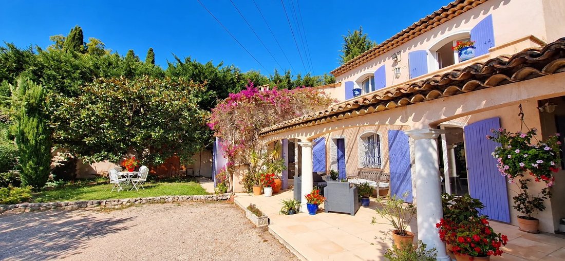 Villa in Mougins, Provence-Alpes-Côte d'Azur, France 2 - 18096666