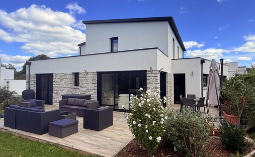 House in Zone Industrielle du Prat, Vannes, France 1