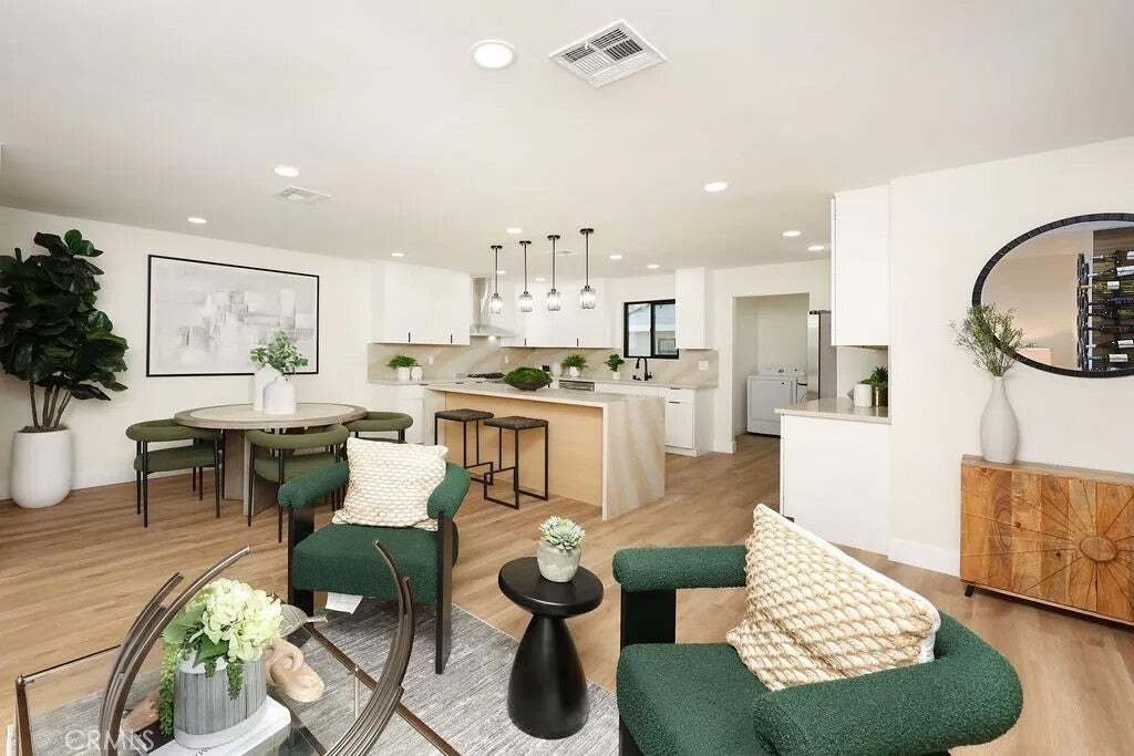 Casa a Orange, California, Stati Uniti 4 - 18792361