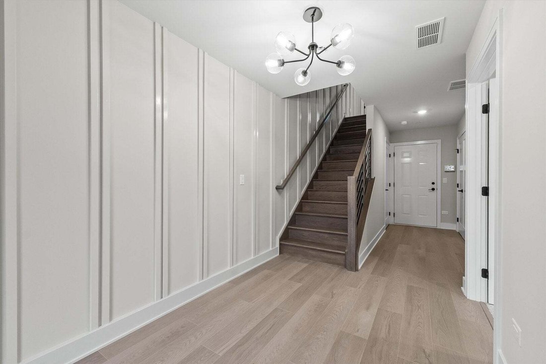 Townhouse in Naperville, Illinois, United States 2 - 18795583