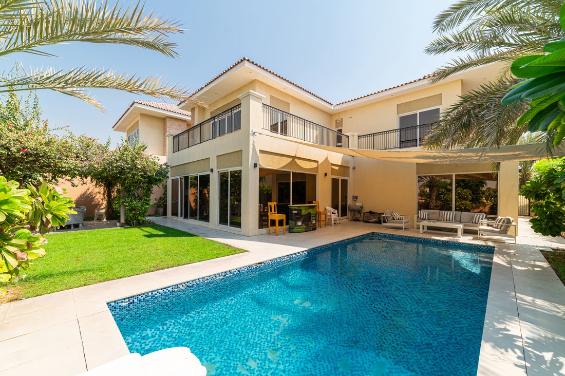 Maison à Al Wasl, Doubaï, Émirats arabes unis 1 - 18801935