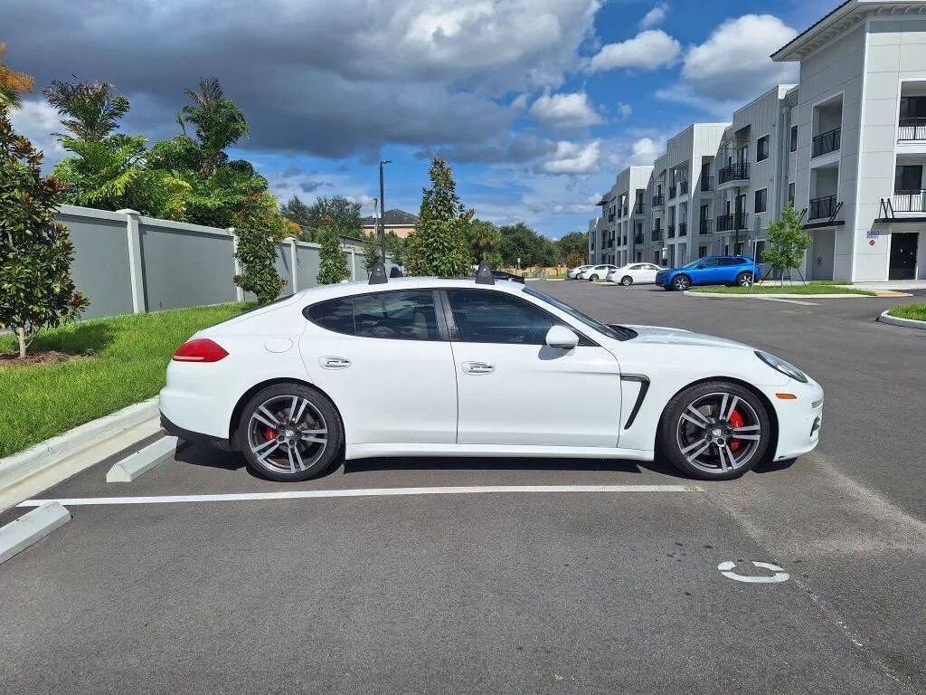 Sedan in Tampa, FL, United States 5 - 18793753