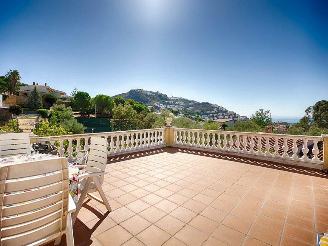 Villa in Roses, Katalonien, Spanien 3 - 18793073