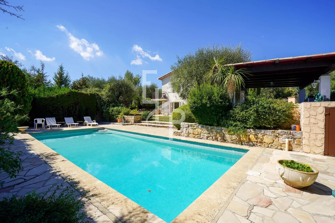 Casa a Valbonne, Provenza-Alpi-Costa Azzurra, Francia 4 - 18800124