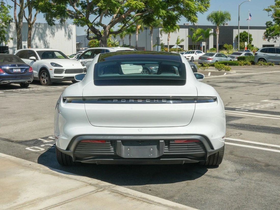 Sedan in Costa Mesa, CA, United States 4 - 18801499