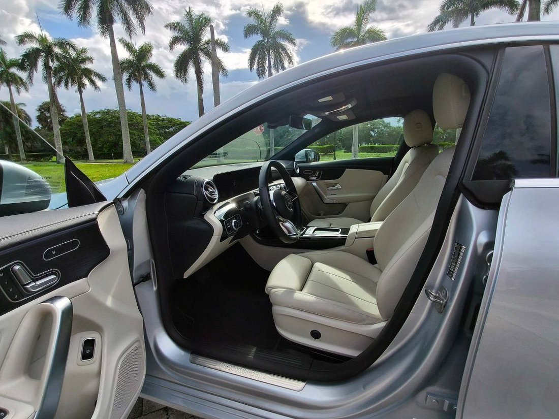 Coupe in Pompano Beach, FL, United States 5 - 18793731