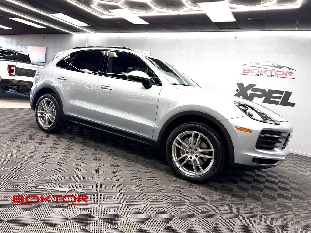 Suv in Las Vegas, NV, United States 1 - 18470235