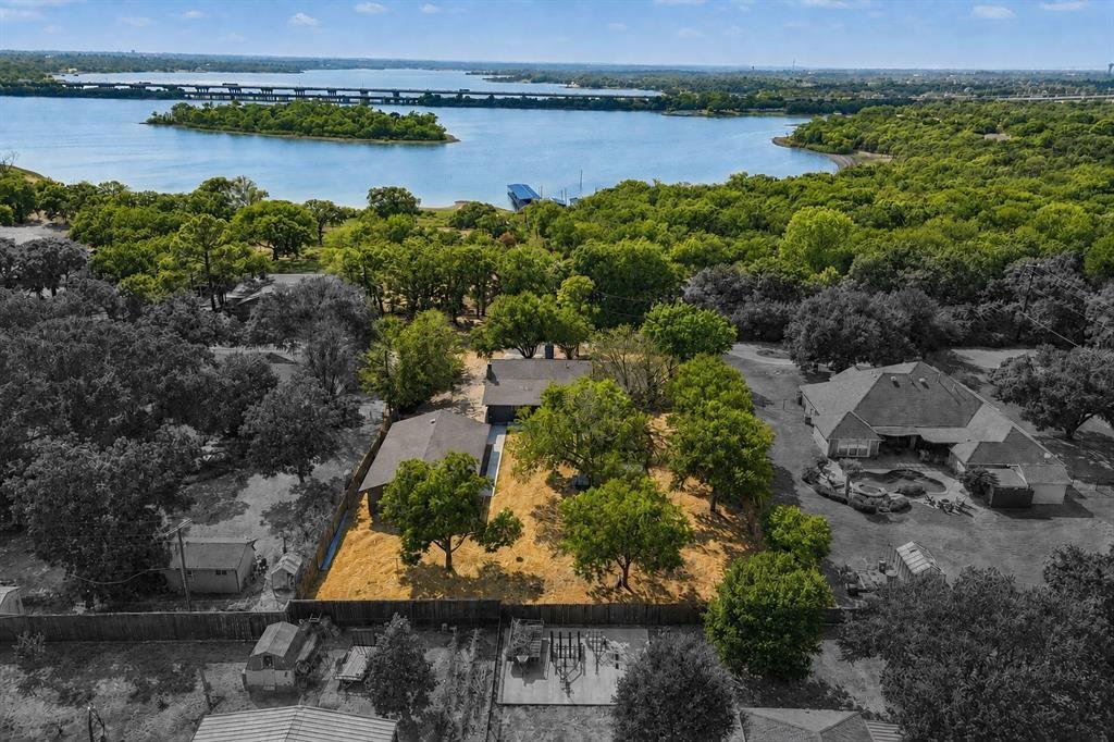 House in Hickory Creek, Texas, United States 1 - 18795929