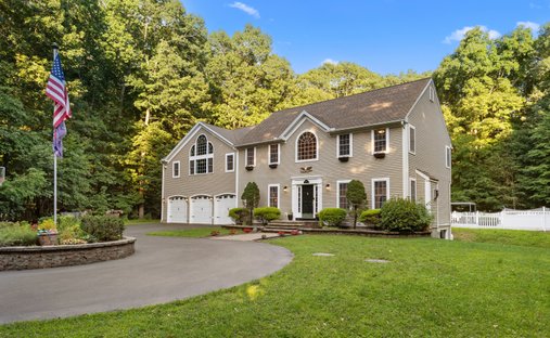 House in Lebanon, Connecticut, United States 1