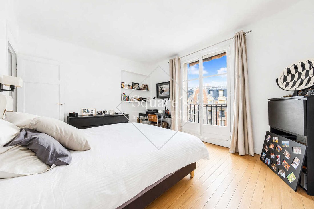 Apartment in Hôtel de Ville-Planchette, Levallois-Perret, France 4 - 18804406