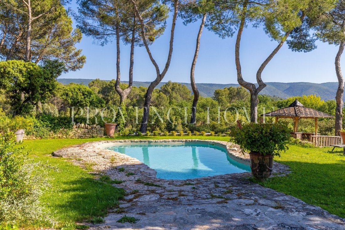 Anwesen in Ménerbes, Provence-Alpes-Côte d'Azur, Frankreich 2 - 18800114