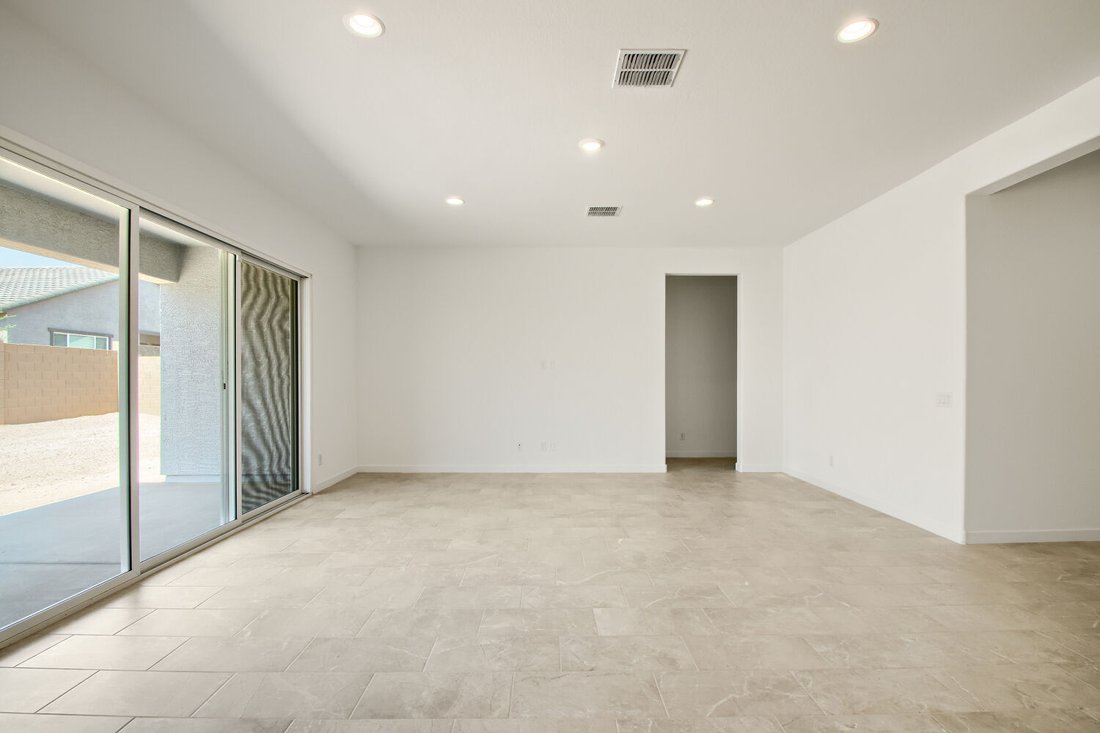 House in Surprise, Arizona, United States 4 - 18582271
