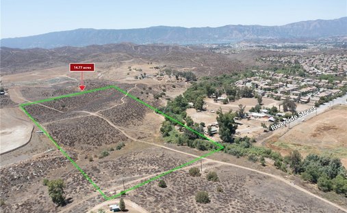 Land in Lake Elsinore, California, United States 1