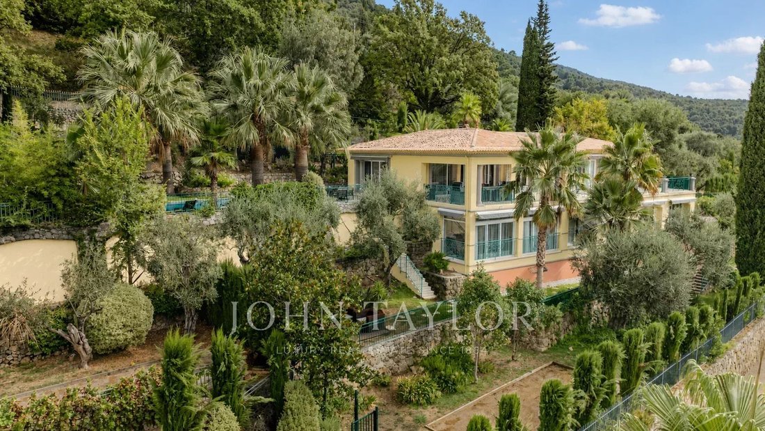 Villa in Grasse, Provence-Alpes-Côte d'Azur, France 1 - 18792790