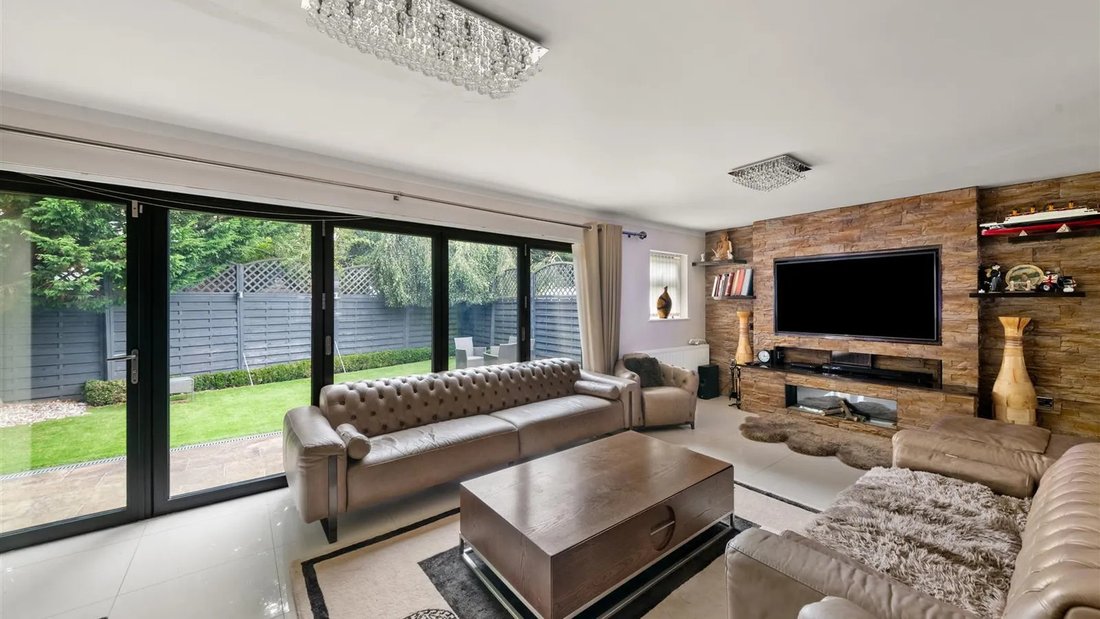 Haus in Ickenham, Hillingdon, England 5 - 18794812