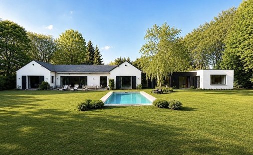 House in Centre, Croix, France 1
