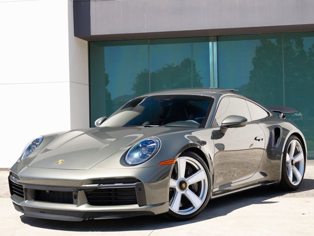 Coupe in Thousand Oaks, CA, United States 3 - 18796289