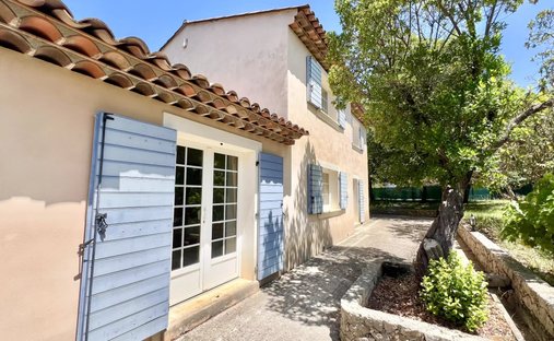 Villa in La Celle, Provence-Alpes-Côte d'Azur, France 1