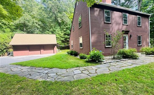 House in Woodstock, Connecticut, United States 1