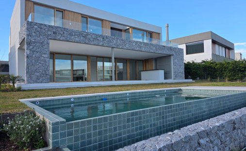 House in Tigre, Buenos Aires Province, Argentina 1