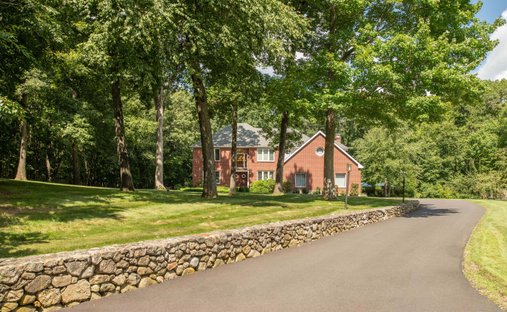 House in Naugatuck, Connecticut, United States 1