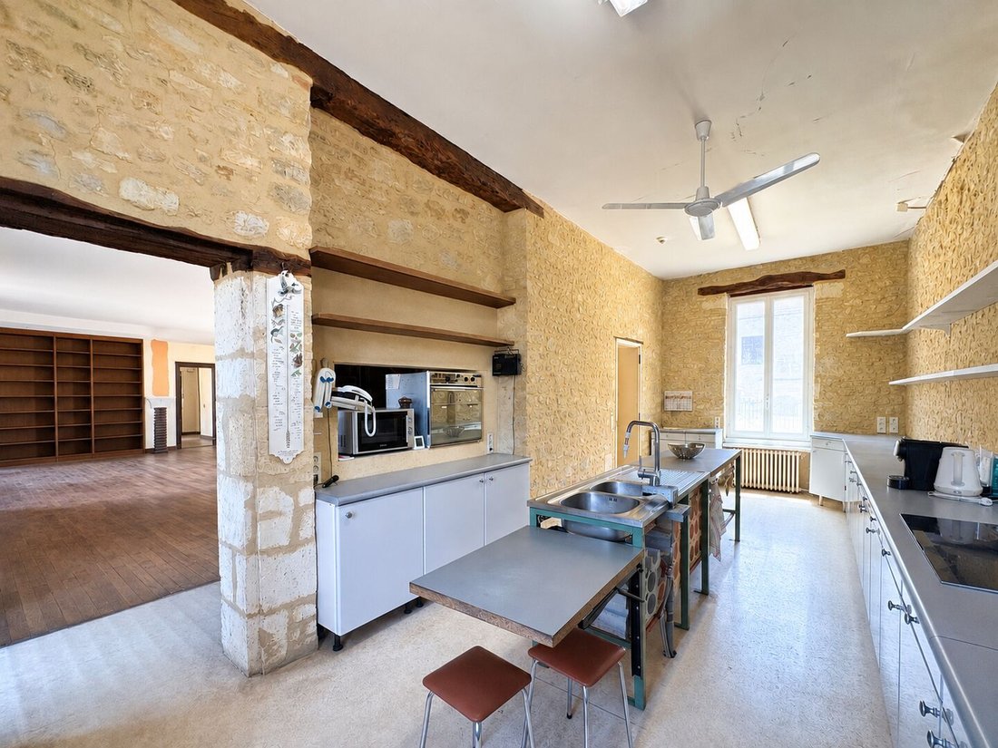 Haus in Sarlat-la-Canéda, Neu-Aquitanien, Frankreich 3 - 18796655
