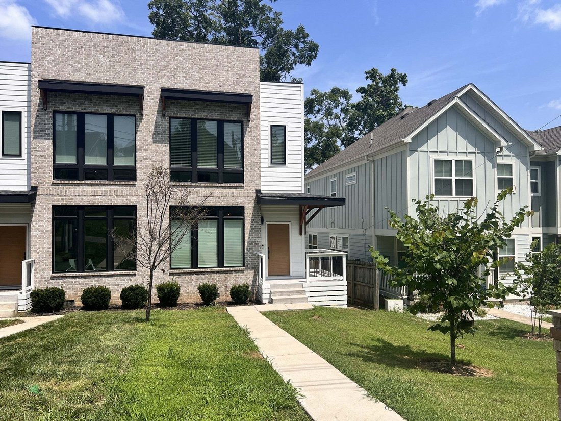 Co Op in Nashville, Tennessee, United States 4 - 18798153