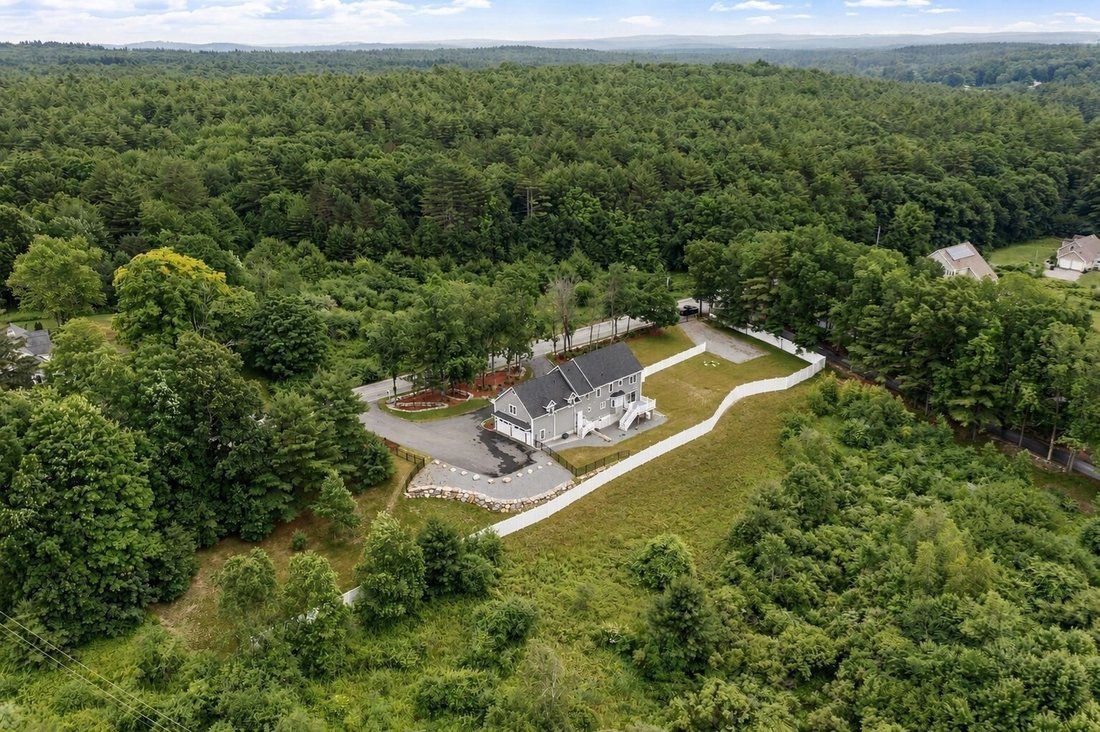 House in Shirley, Massachusetts, United States 2 - 18249624