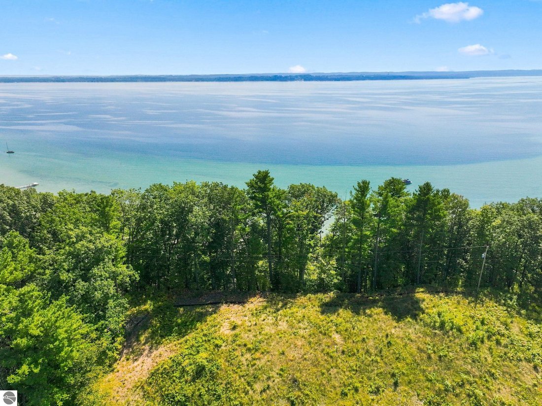 Land in Traverse City, Michigan, Vereinigte Staaten 2 - 18793185