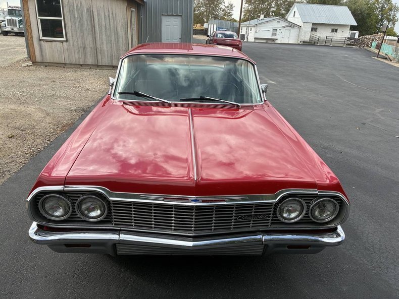 Coupe in Glendale, United States 3 - 18802404