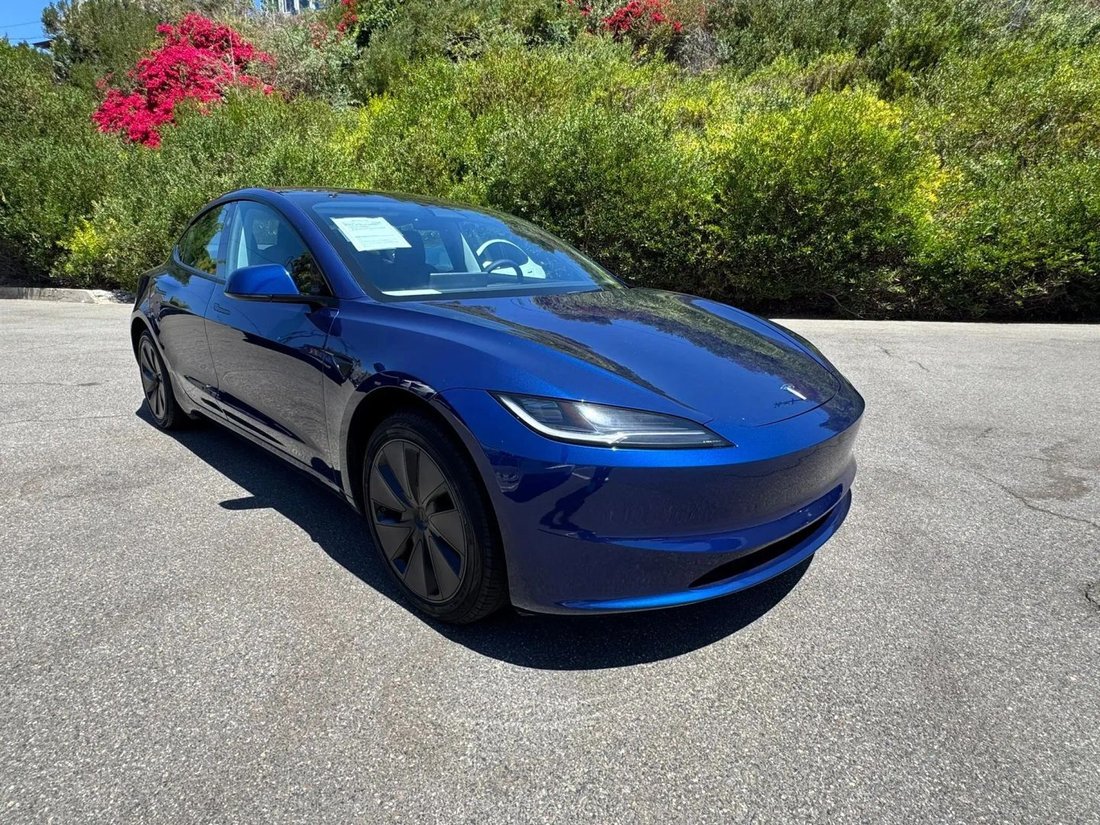 Sedan in Riverside, CA, United States 3 - 18798480
