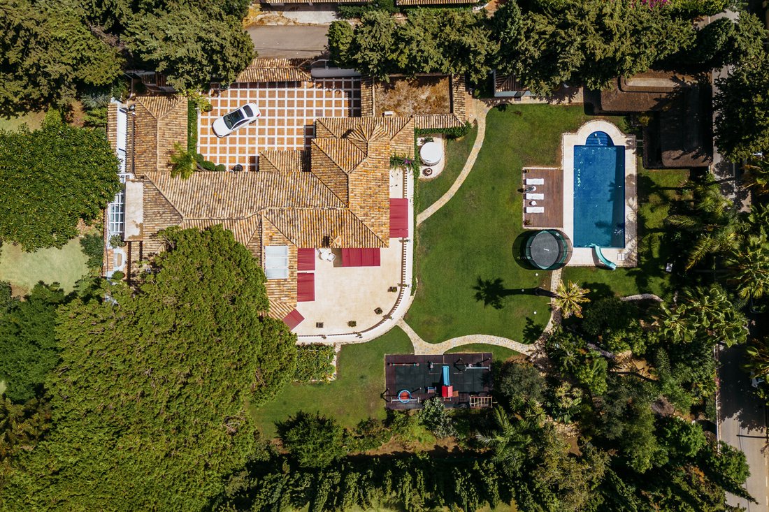 Villa in Golden Mile, Andalusia, Spain 1 - 18803014
