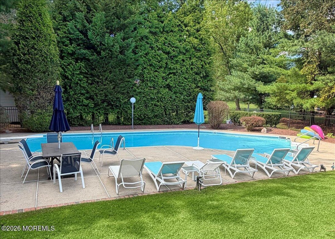 Marlboro Township, New Jersey, United States 4 - 18794225