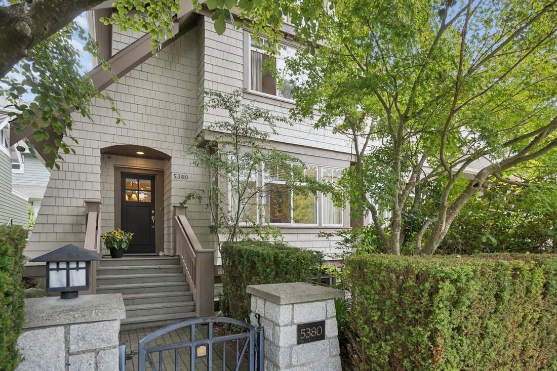 House in Vancouver, British Columbia, Canada 1 - 18802015