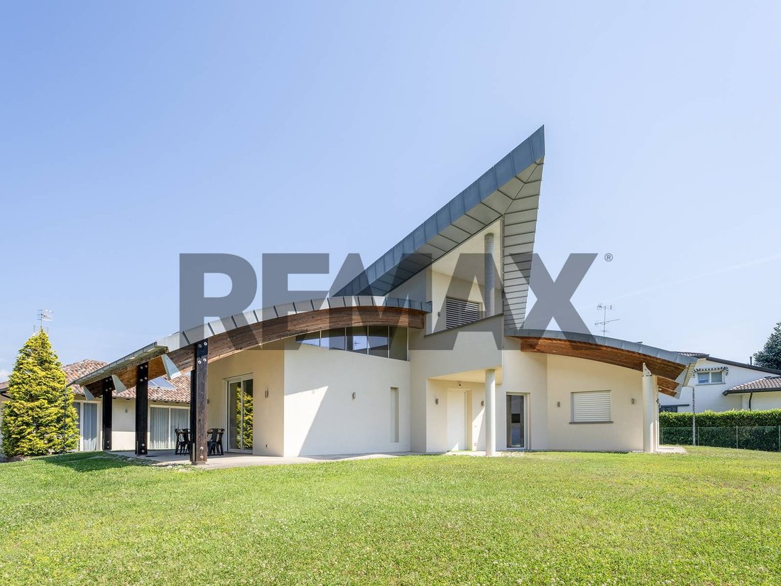 Villa a Gozzano, Piemonte, Italia 3 - 18797291