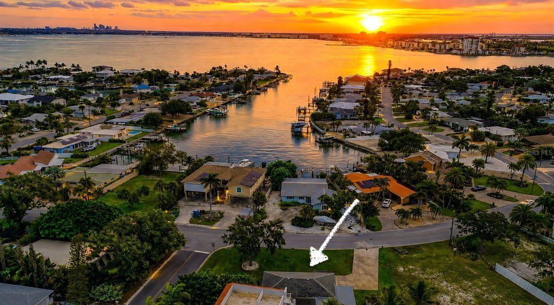 Haus in St. Pete Beach, Florida, Vereinigte Staaten 2 - 18794642