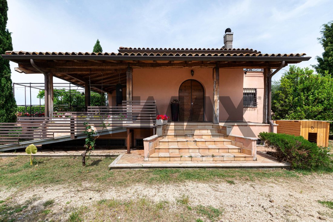 Villa à Palombara Sabina, Latium, Italie 1 - 18797267