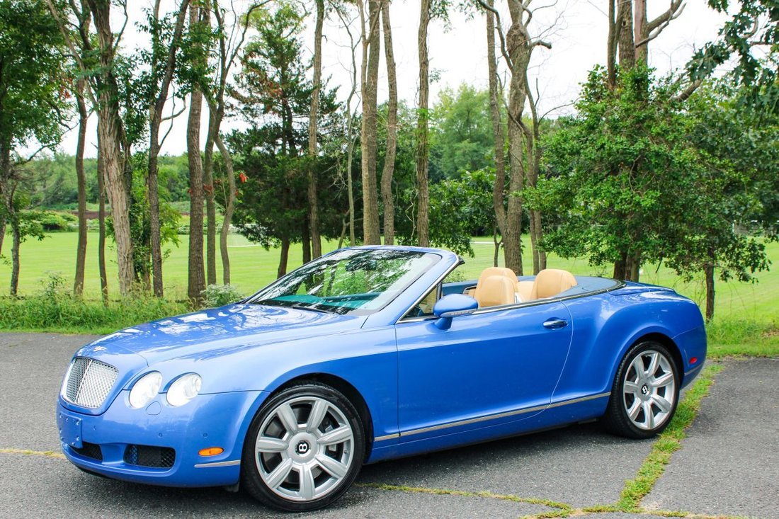 Cabriolet in Fort Lauderdale, FL, United States 1 - 18793725