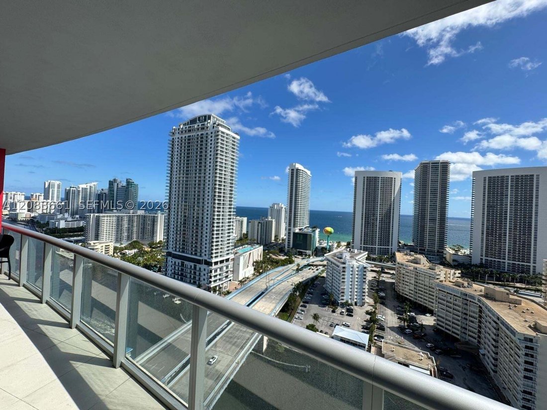 Appartement à Hallandale Beach, Floride, États-Unis 1 - 18791947