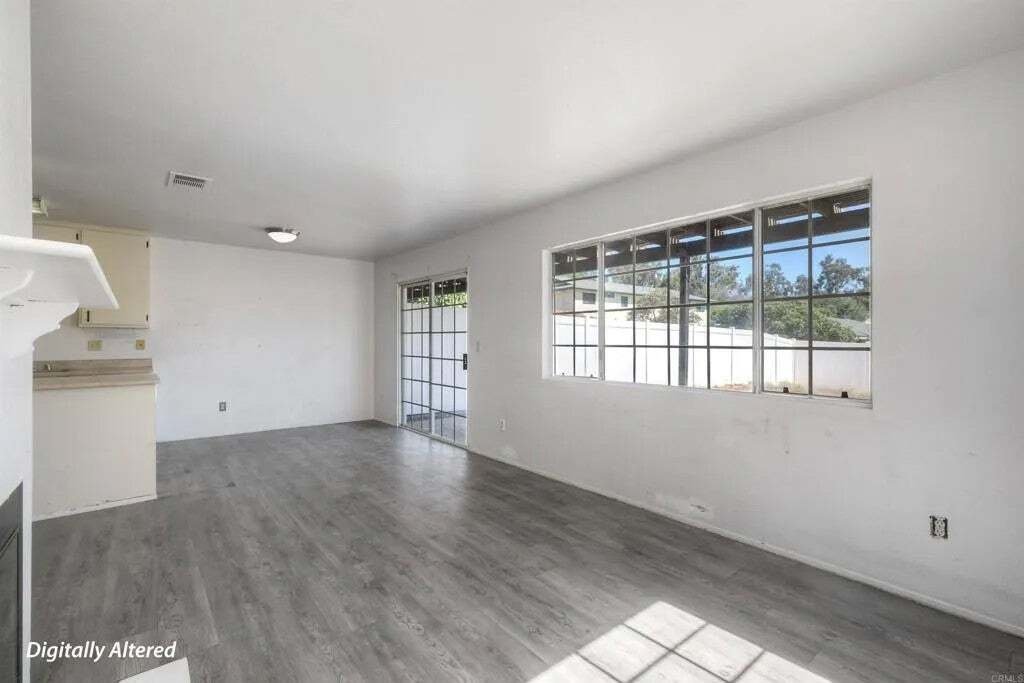 San Marcos, California, United States 3 - 18795304