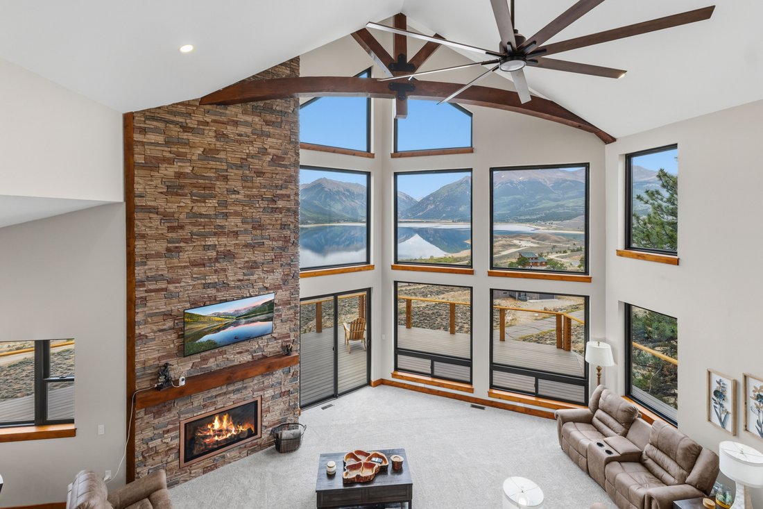 Twin Lakes, Colorado, United States 2 - 18797763