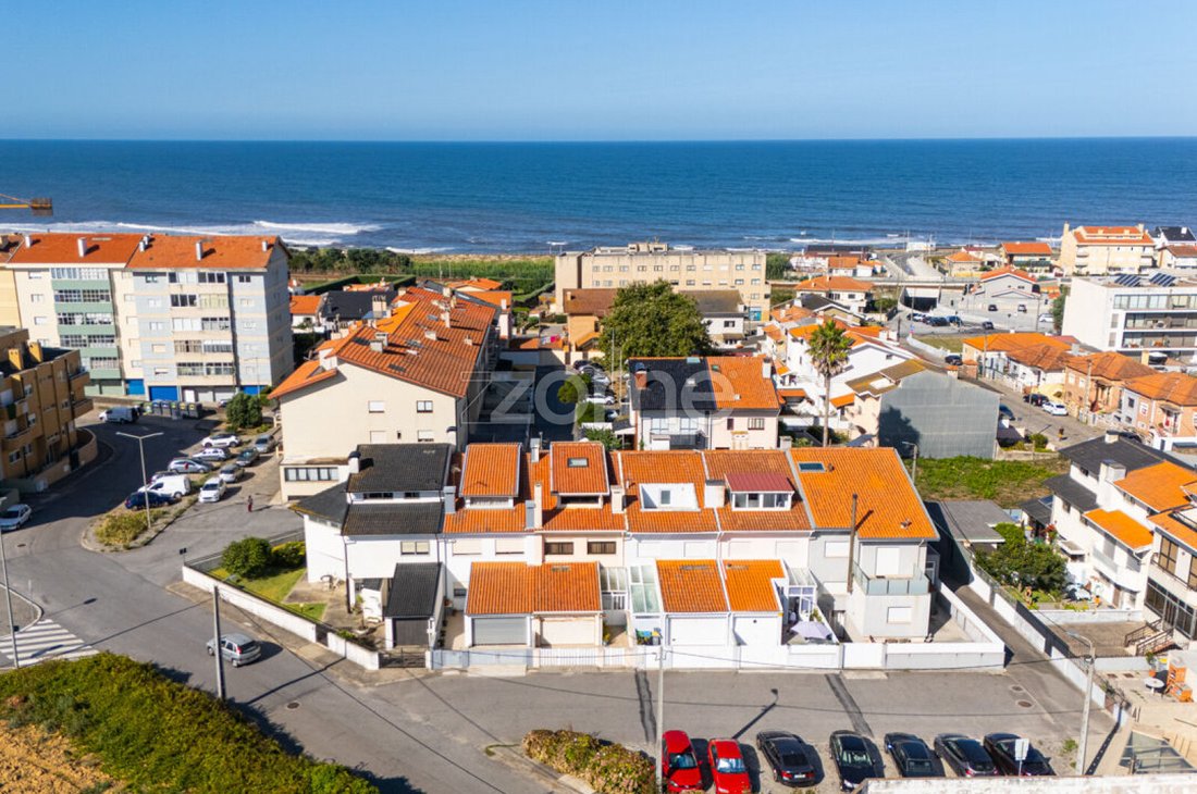 House in Sao Felix da Marinha, Porto District, Portugal 2 - 18796739