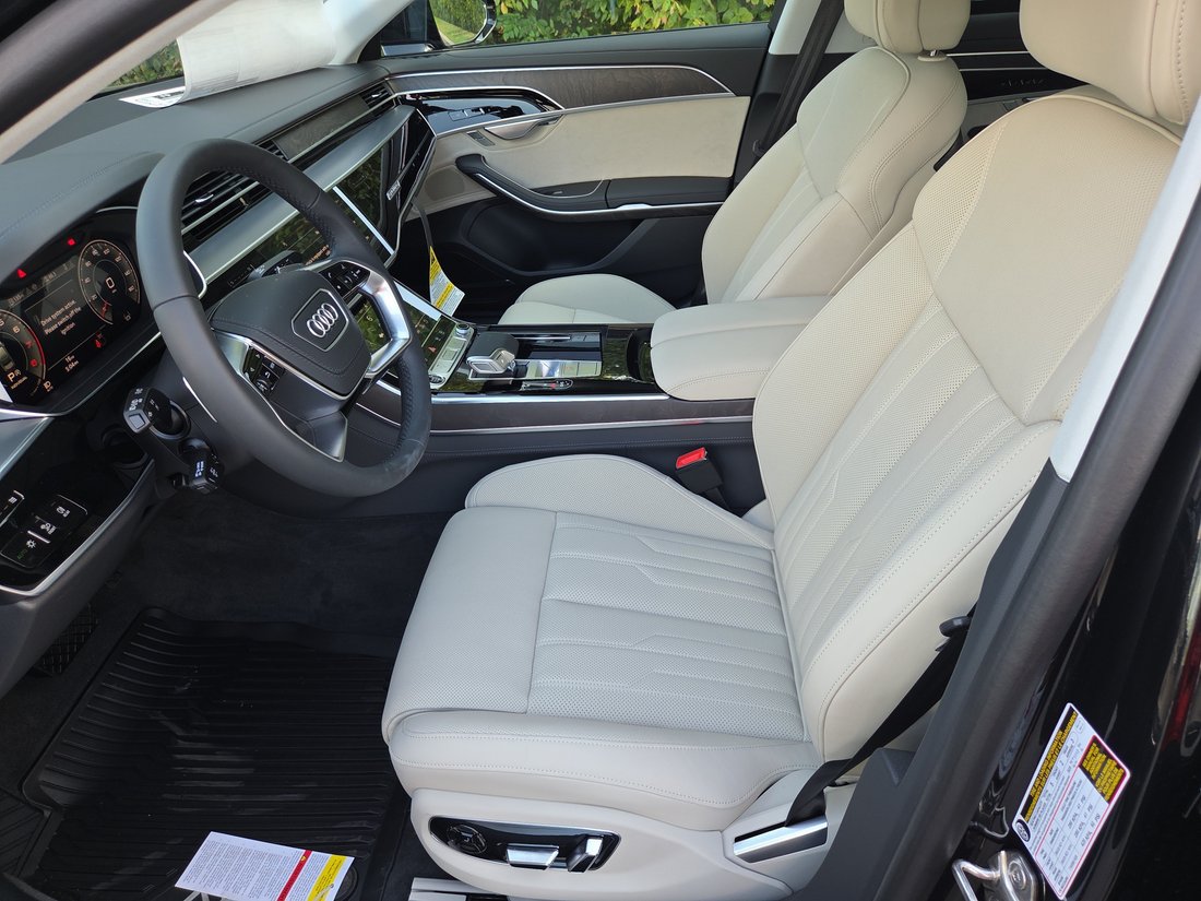 Sedan in Memphis, TN, United States 4 - 18800153