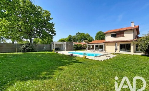 Casa en Cap de Bos, Pessac, Francia 1