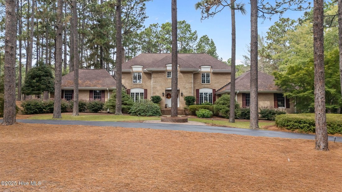 Casa en Pinehurst, Carolina del Norte, Estados Unidos 2 - 18792178